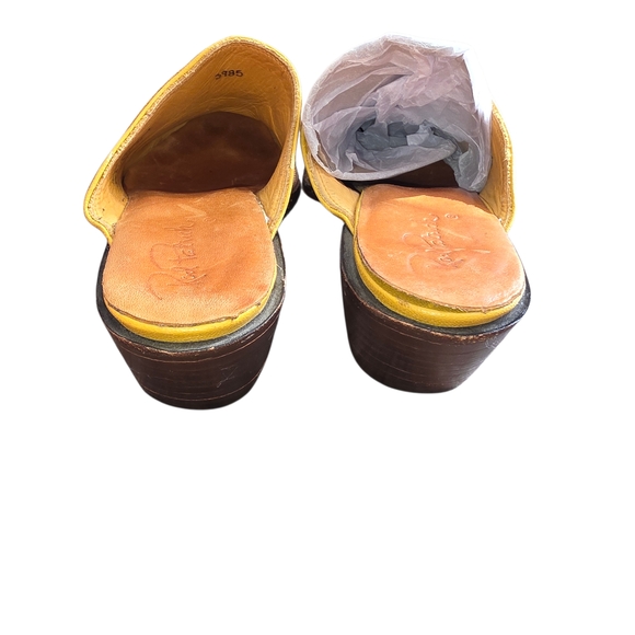 **SOLD*** - Picture 3 of 8